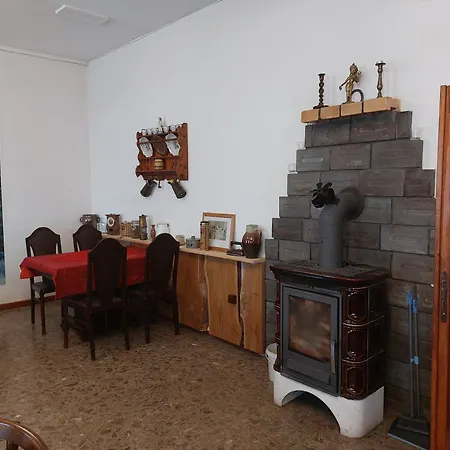 Rekreacni Stredisko Rojana Guest house